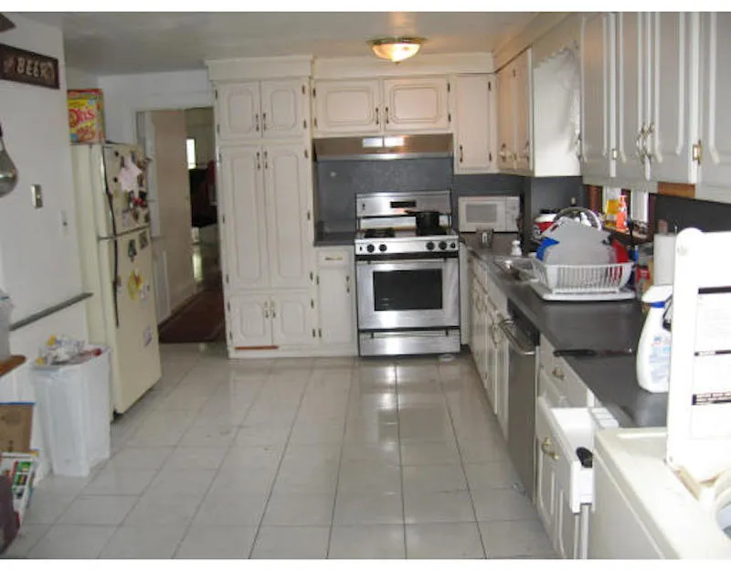 7 bed, 2 bath apartment for rent at 53 Bristol Rd Unit 2, Medford — photo 3 of 5