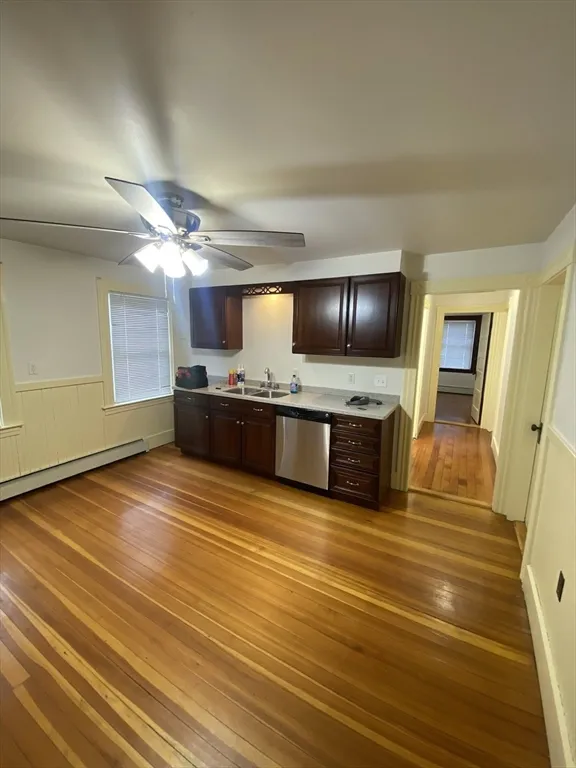 3 bed, 1 bath apartment for rent at 53 Cascade St Unit 1, Fitchburg — photo 6 of 9