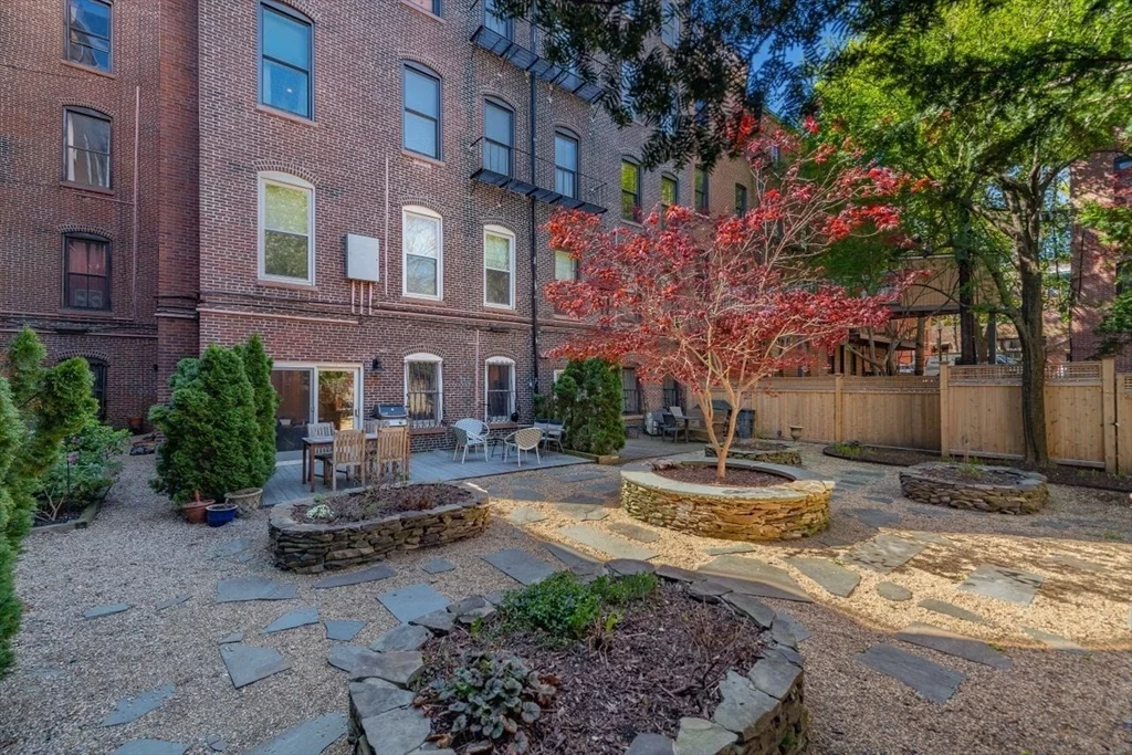2 bed, 1 bath apartment for rent at 53 Chandler St Unit 3, South End — photo 16 of 17