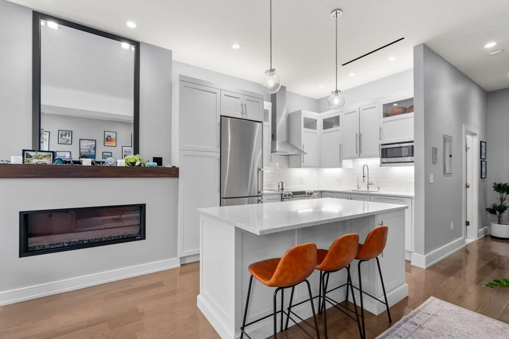 2 bed, 1 bath apartment for rent at 53 Chandler St Unit 3, South End