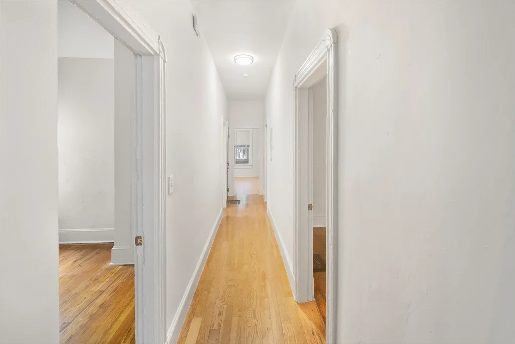 4 bed, 1 bath apartment for rent at 53 Copeland St Unit 2, Roxbury — photo 3 of 15