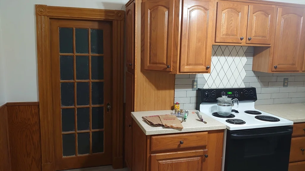 2 bed, 1 bath apartment for rent at 53 Dean Unit 1, Everett — photo 10 of 27
