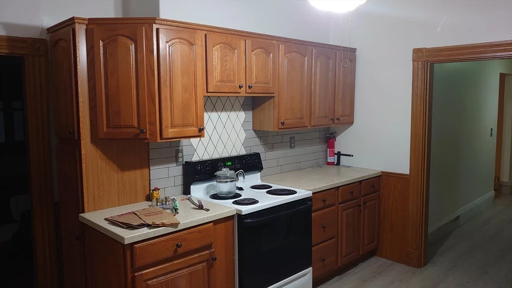 2 bed, 1 bath apartment for rent at 53 Dean Unit 1, Everett — photo 11 of 27