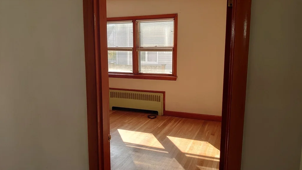 2 bed, 1 bath apartment for rent at 53 Dean Unit 1, Everett — photo 23 of 27