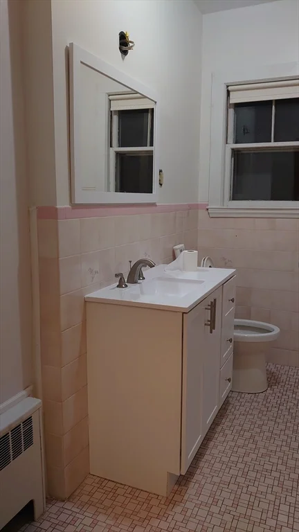 2 bed, 1 bath apartment for rent at 53 Dean Unit 1, Everett — photo 16 of 27