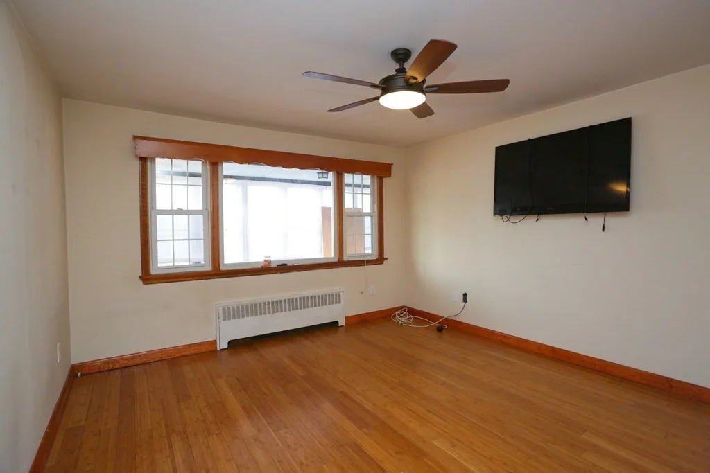 2 bed, 1 bath apartment for rent at 53 Dean Unit 2, Everett — photo 14 of 24