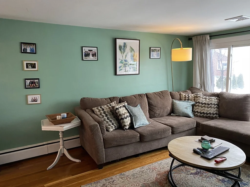 3 bed, 2 bath apartment for rent at 53 Dickson Ave, Arlington — photo 8 of 28