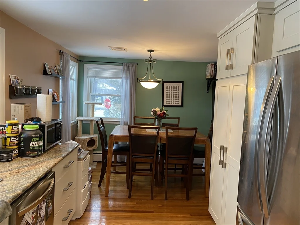 3 bed, 2 bath apartment for rent at 53 Dickson Ave, Arlington — photo 5 of 28