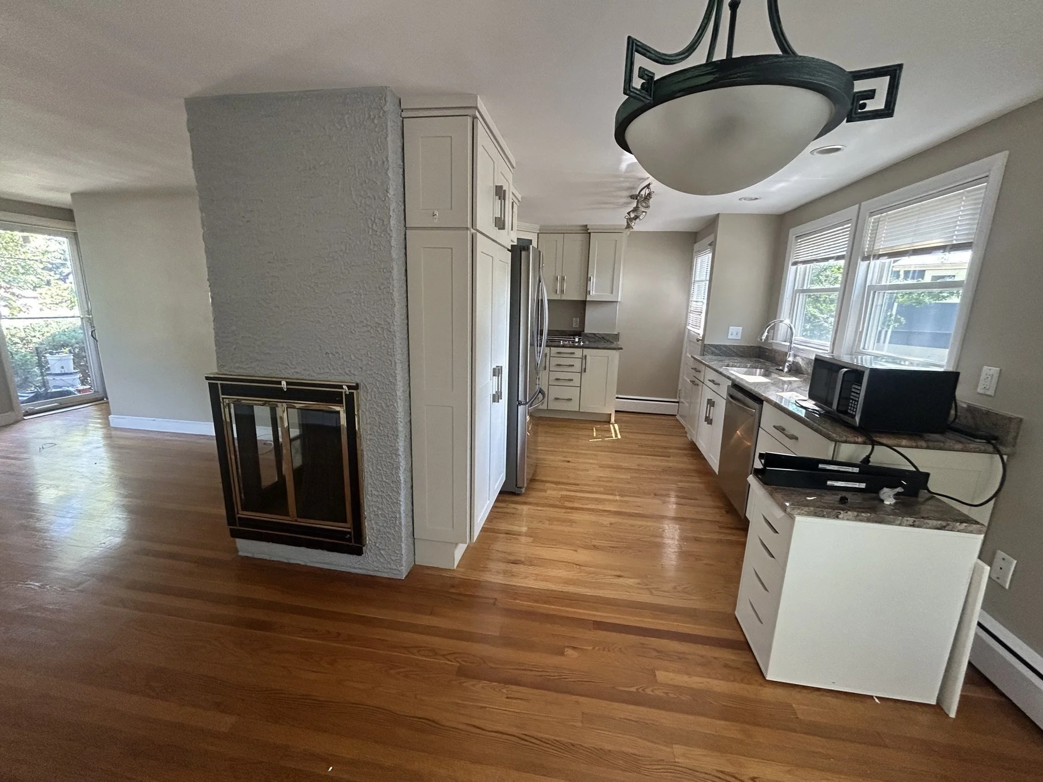 3 bed, 2 bath apartment for rent at 53 Dickson Ave, Arlington — photo 6 of 23