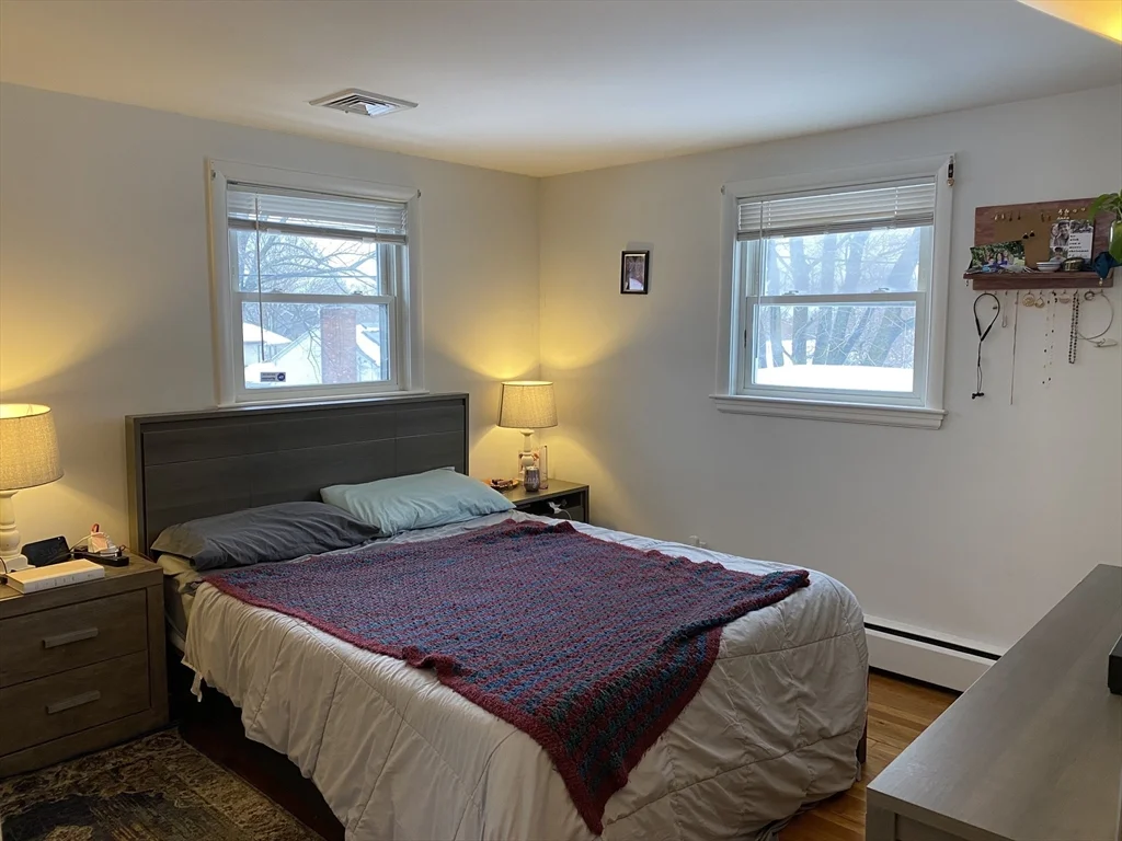 3 bed, 2 bath apartment for rent at 53 Dickson Ave, Arlington — photo 11 of 28