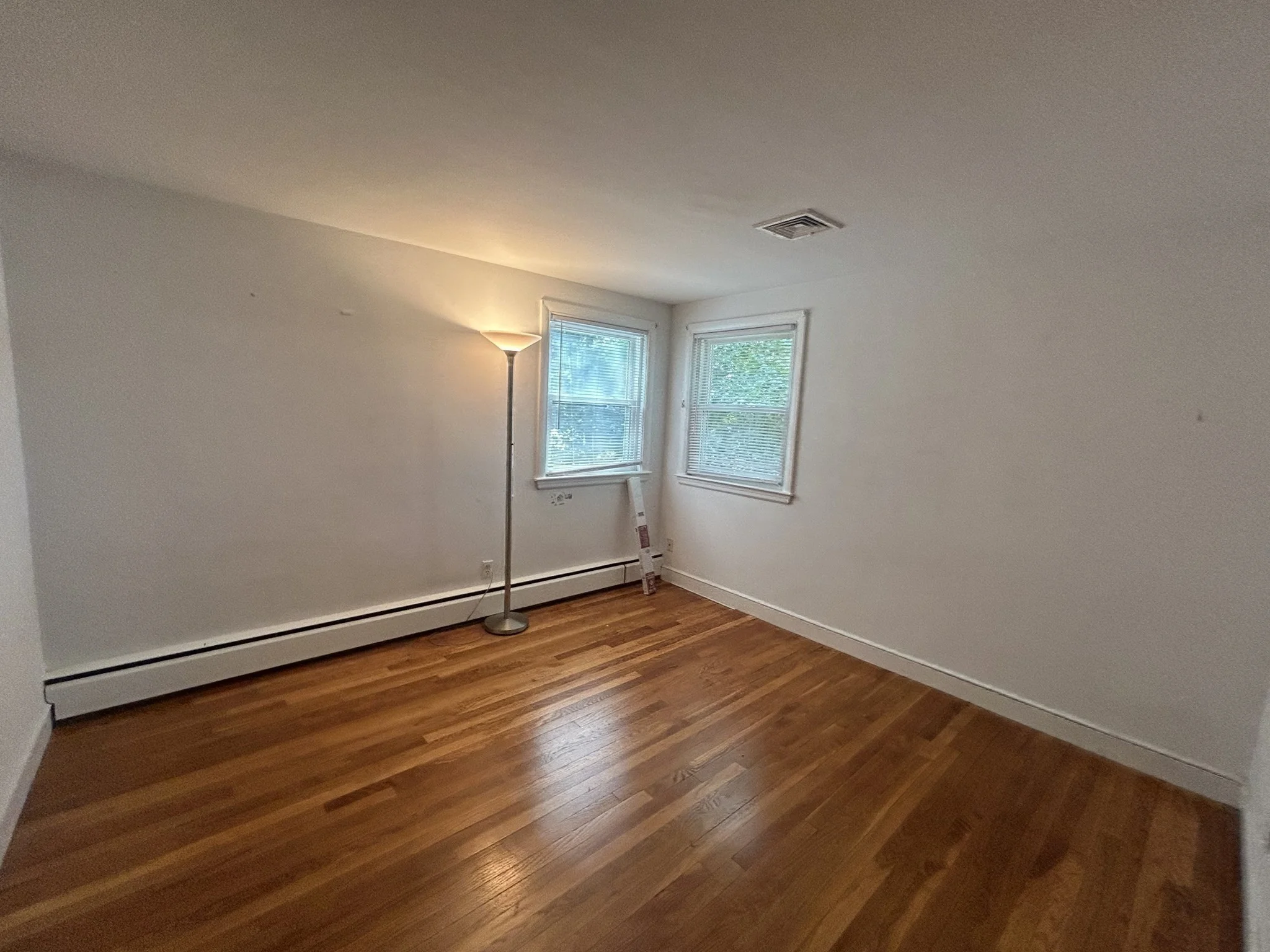 3 bed, 2 bath apartment for rent at 53 Dickson Ave, Arlington — photo 19 of 23