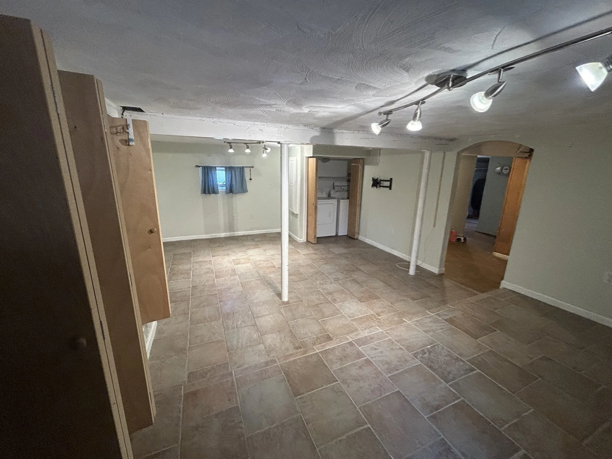 3 bed, 2 bath apartment for rent at 53 Dickson Ave, Arlington — photo 22 of 23