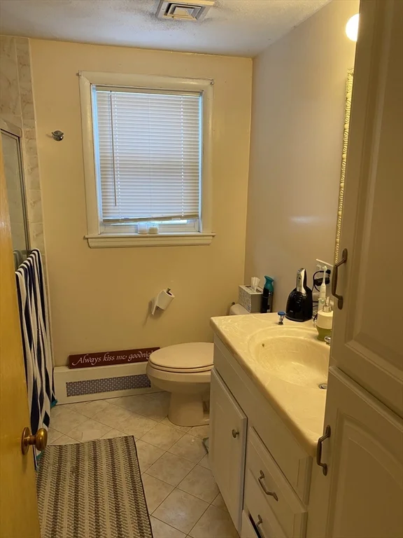 3 bed, 2 bath apartment for rent at 53 Dickson Ave, Arlington — photo 17 of 28
