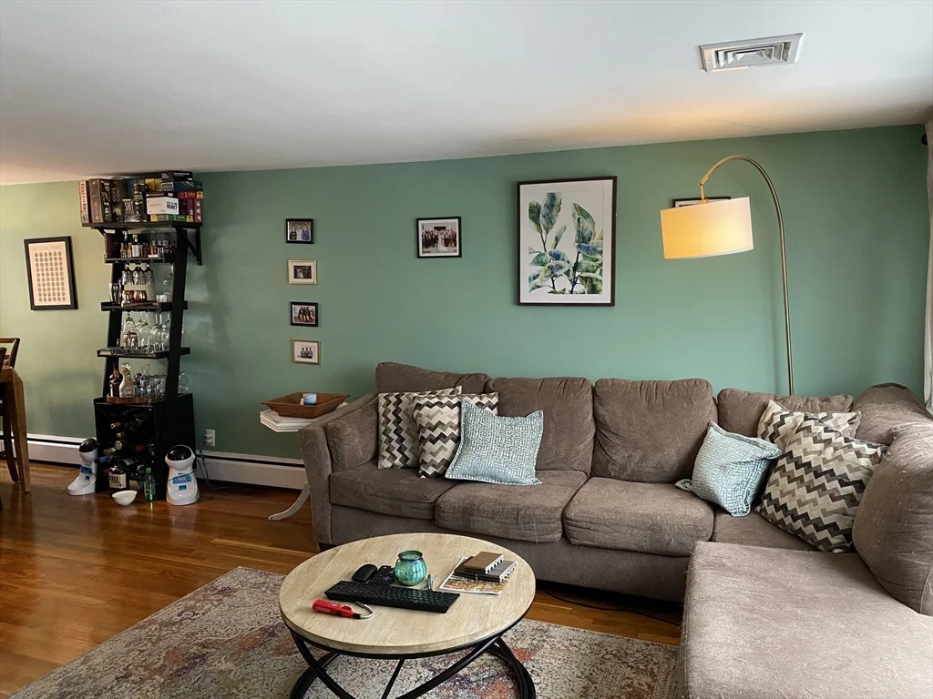 3 bed, 2 bath apartment for rent at 53 Dickson Ave, Arlington — photo 7 of 28