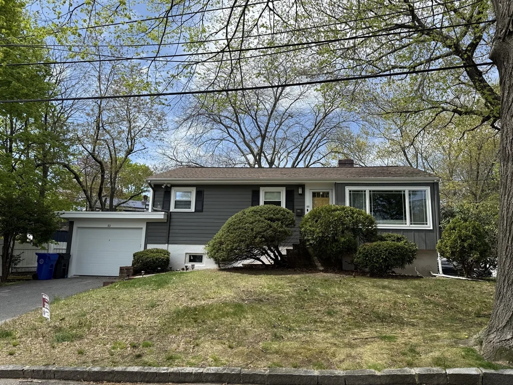 3 bed, 2 bath apartment for rent at 53 Dickson Ave, Arlington — photo 1 of 28