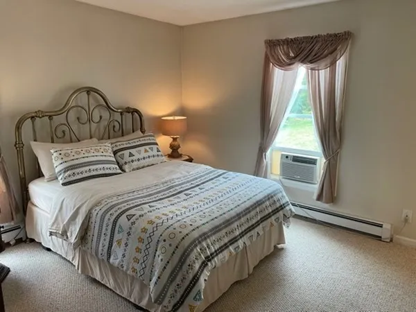 3 bed, 2 bath apartment for rent at 53-E Cummings Ln Unit WINTER RENT, South Westport — photo 18 of 25