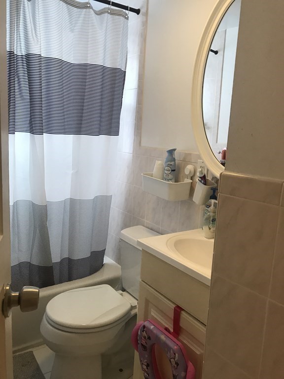 4 bed, 2 bath apartment for rent at 53 Elinor Rd, Newton Highlands — photo 14 of 29