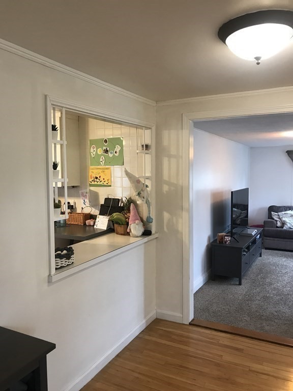 4 bed, 2 bath apartment for rent at 53 Elinor Rd, Newton Highlands — photo 9 of 29