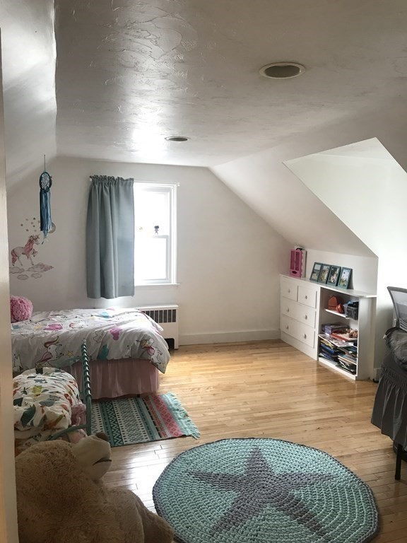 4 bed, 2 bath apartment for rent at 53 Elinor Rd, Newton Highlands — photo 21 of 29