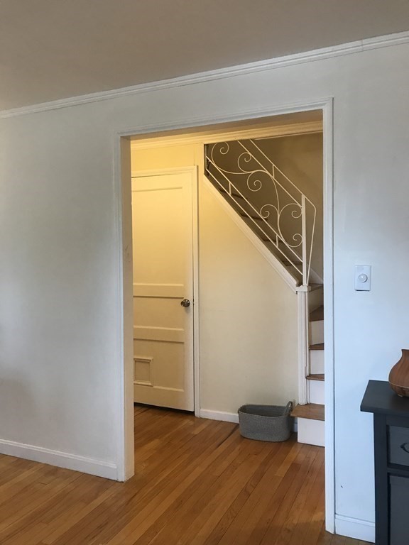 4 bed, 2 bath apartment for rent at 53 Elinor Rd, Newton Highlands — photo 4 of 29