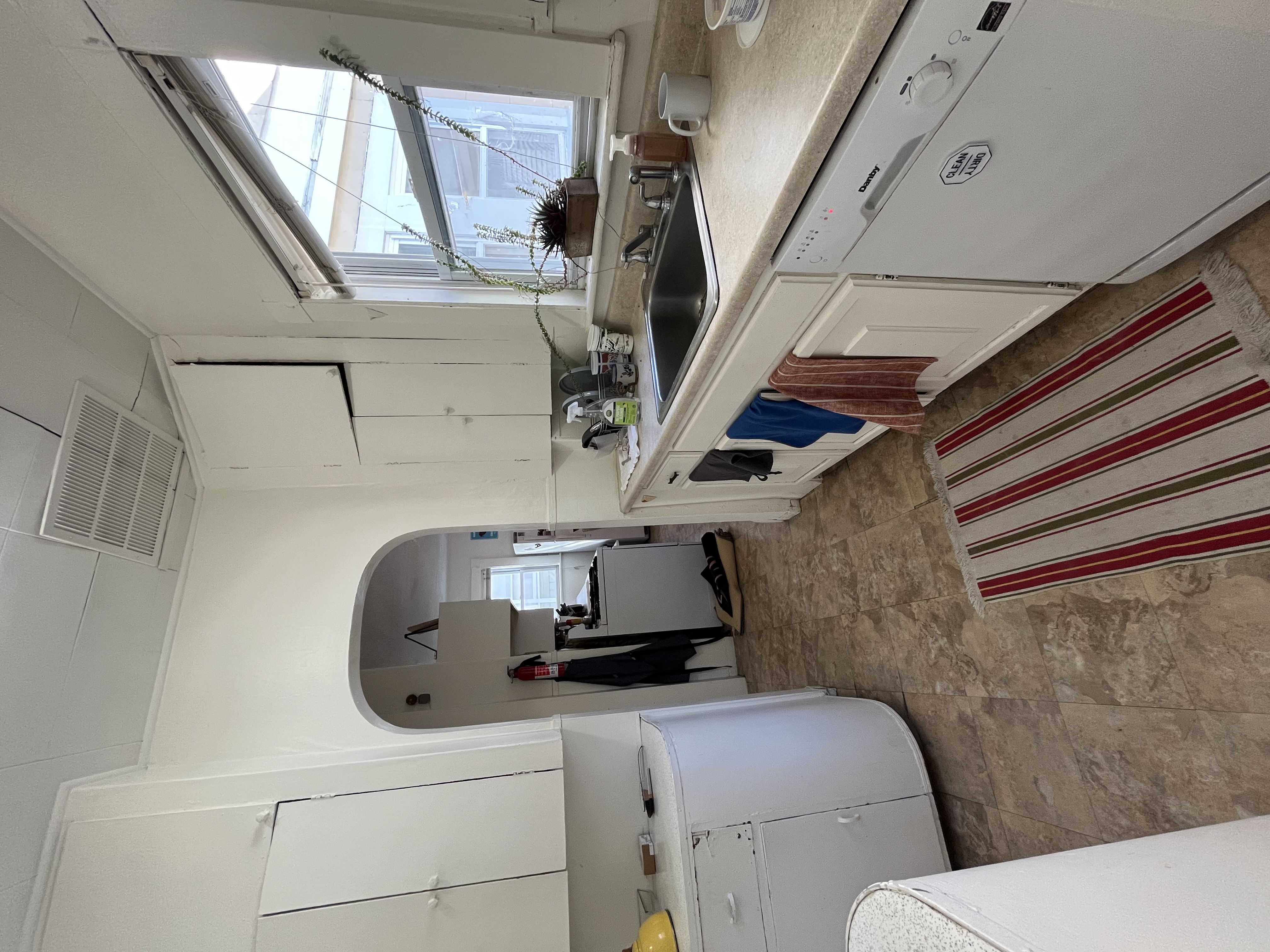 3 bed, 1 bath apartment for rent at 53 Elm St Unit 2, Spring Hill — photo 11 of 14