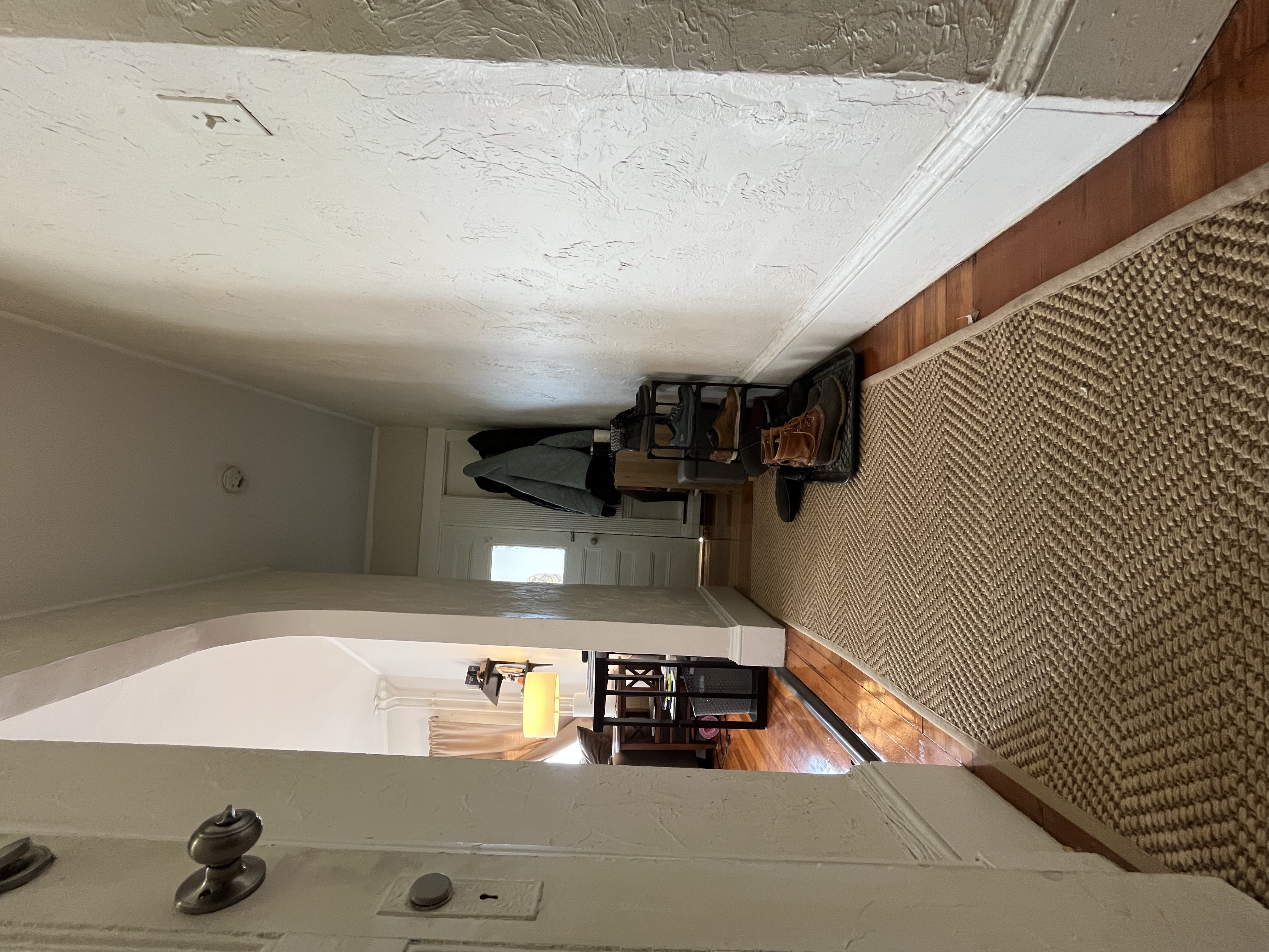 3 bed, 1 bath apartment for rent at 53 Elm St Unit 2, Spring Hill — photo 7 of 14