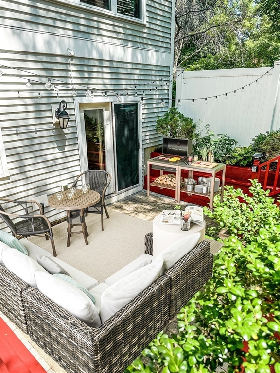 2 bed, 1 bath apartment for rent at 53 Fairfield Park Unit 53, Mansfield — photo 3 of 17