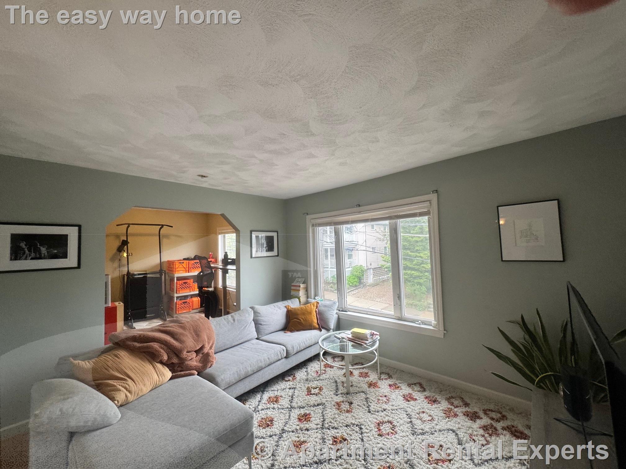 2 bed, 1 bath apartment for rent at 53 Farragut Ave Unit 2, Teele Square — photo 3 of 18