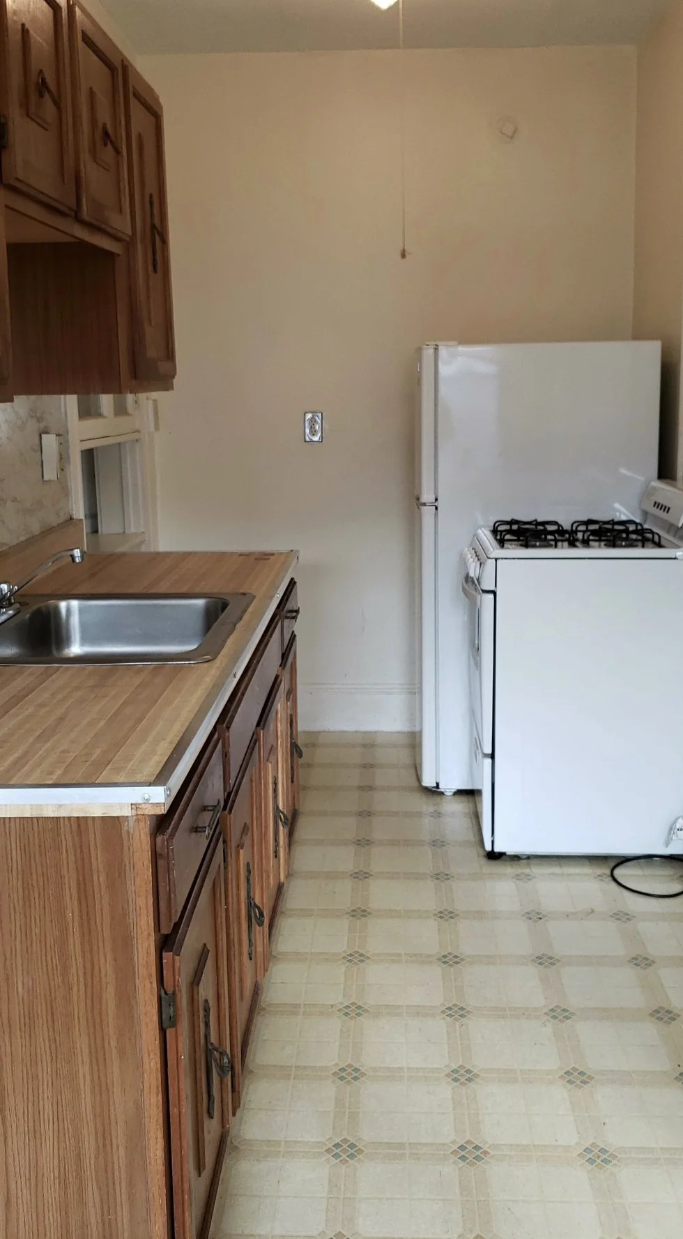 1 bed, 1 bath apartment for rent at 53 Fellsway Unit 19, Medford — photo 2 of 4