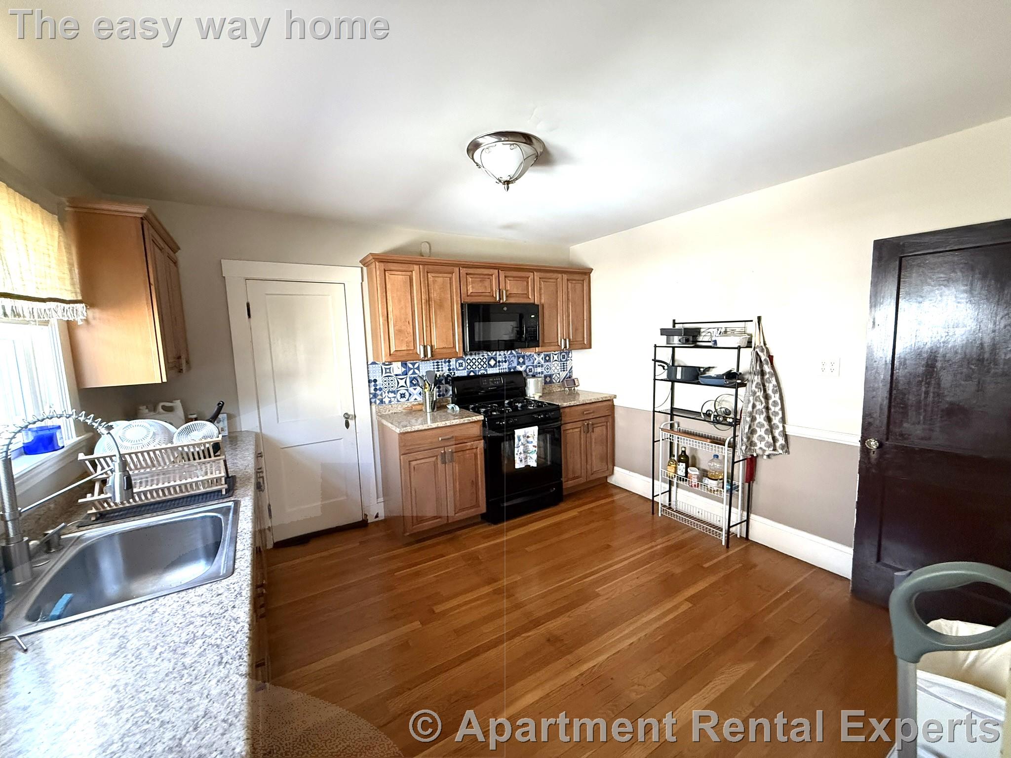 2 bed, 1 bath apartment for rent at 53 Forest St Unit 1, Medford Square