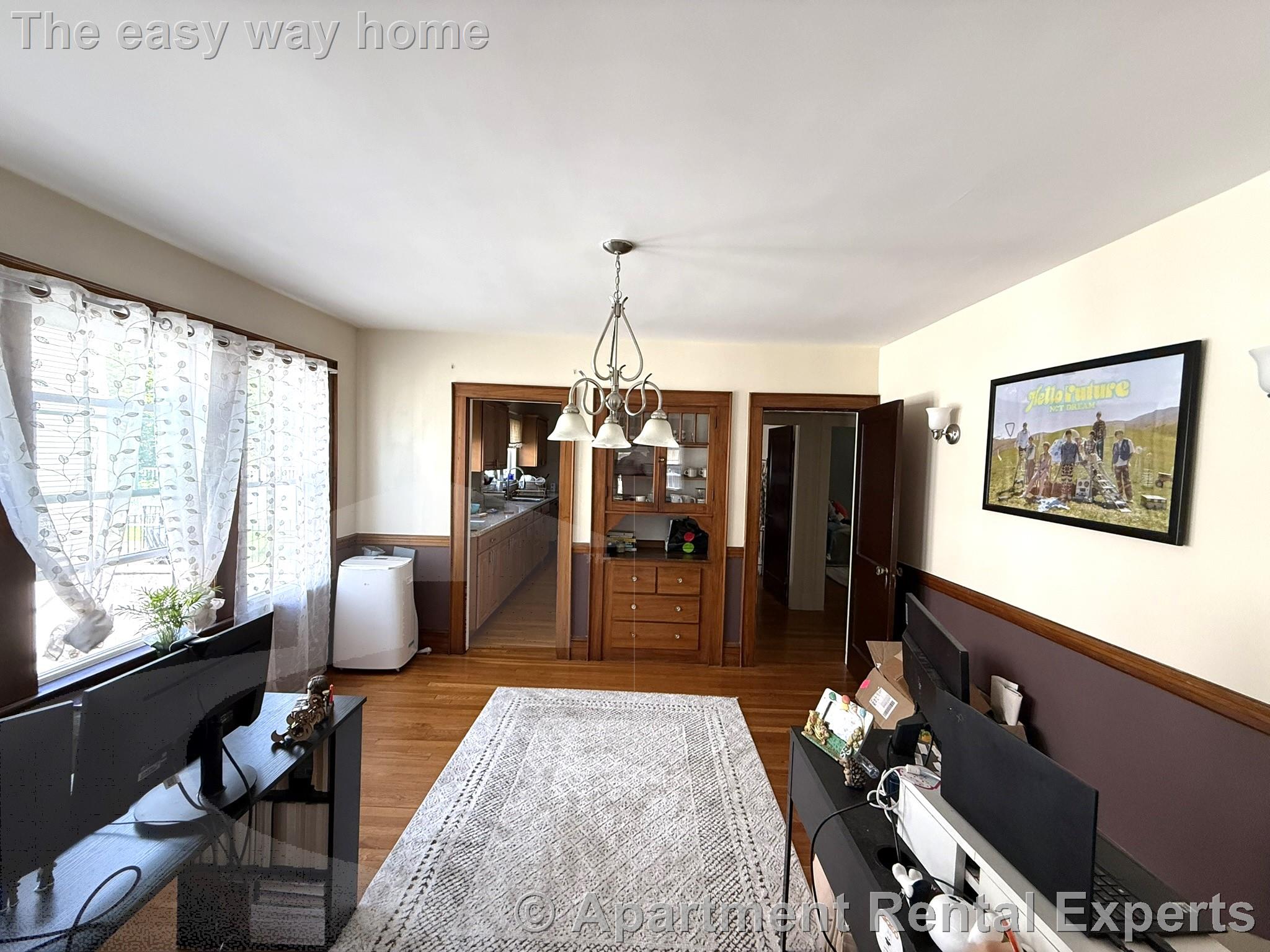 2 bed, 1 bath apartment for rent at 53 Forest St Unit 1, Medford Square — photo 4 of 14