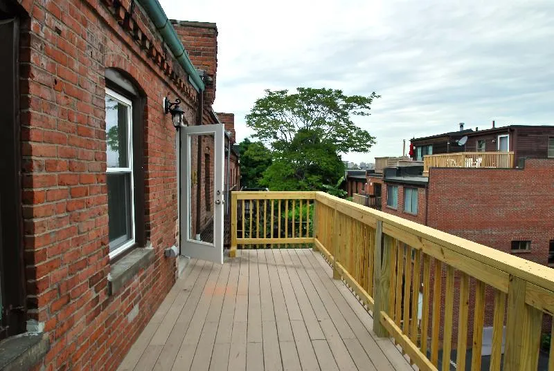 3 bed, 1 bath apartment for rent at 53 Fort Ave Unit 3, Roxbury — photo 8 of 13