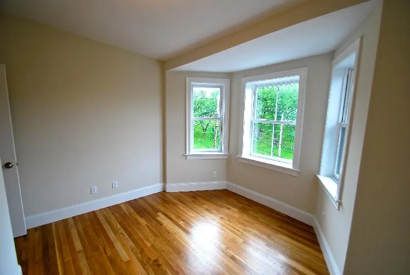 3 bed, 1 bath apartment for rent at 53 Fort Ave Unit 3, Roxbury — photo 13 of 13