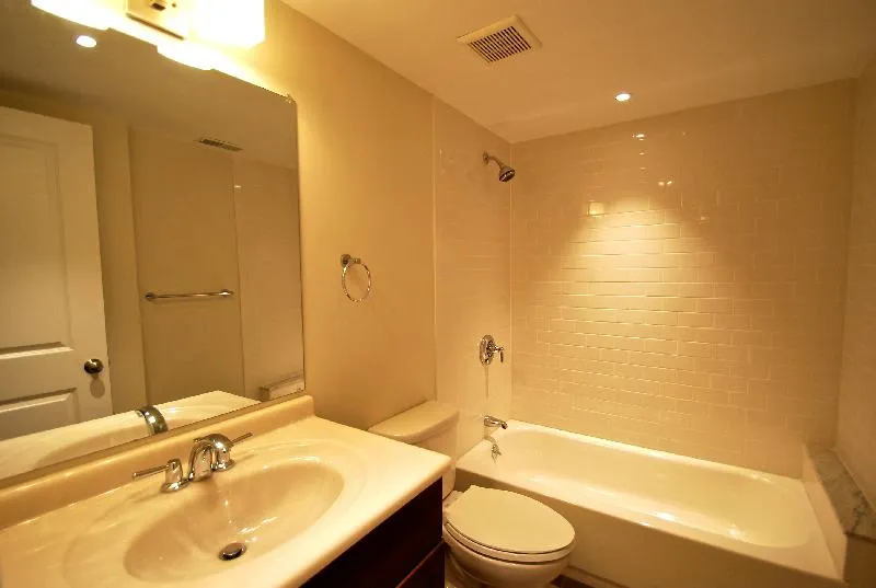 3 bed, 1 bath apartment for rent at 53 Fort Ave Unit 3, Roxbury — photo 9 of 13