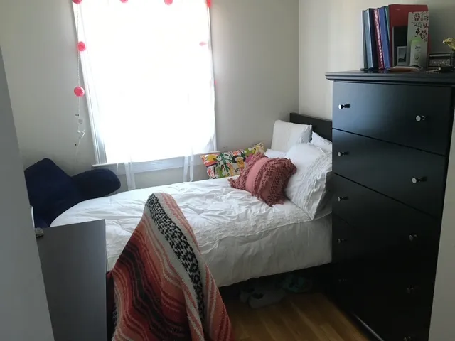 3 bed, 1 bath apartment for rent at 53 Fort Ave Unit 3, Roxbury — photo 2 of 13