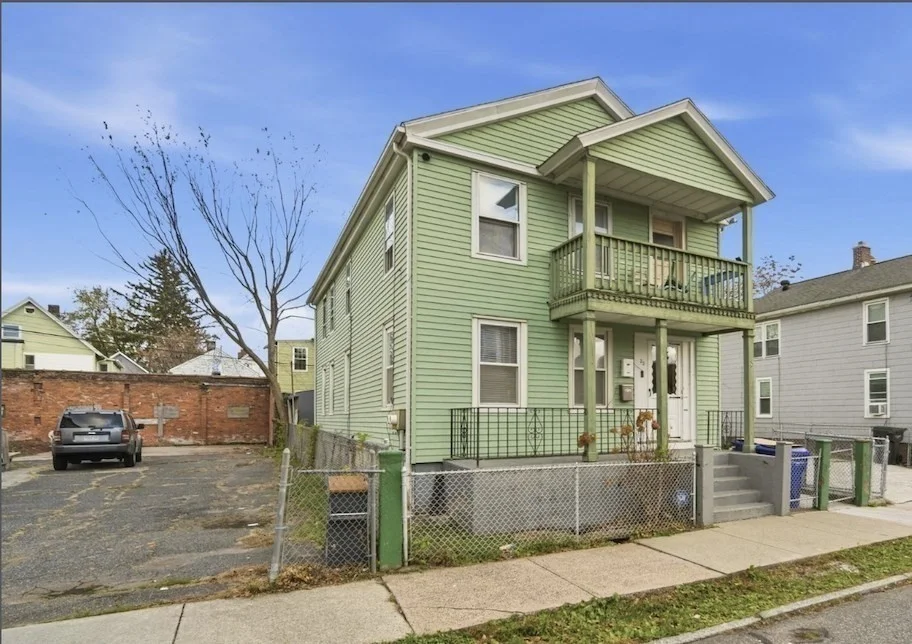 3 bed, 1 bath apartment for rent at 53 Fremont St Unit 1, Springfield — photo 1 of 9