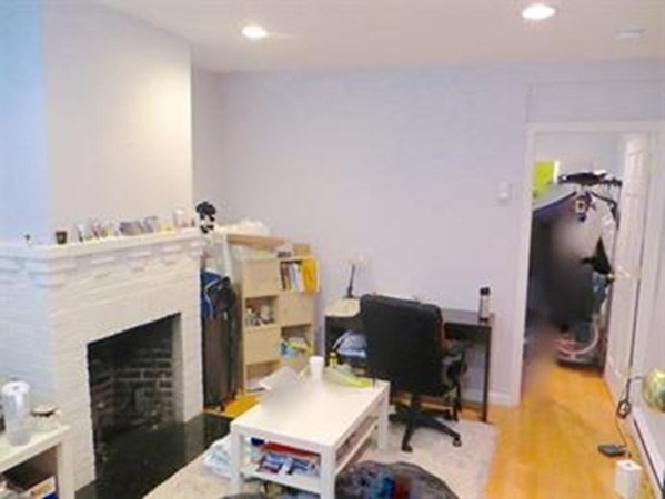 1 bed, 1 bath apartment for rent at 53 Garden St Unit B, Beacon Hill — photo 8 of 12