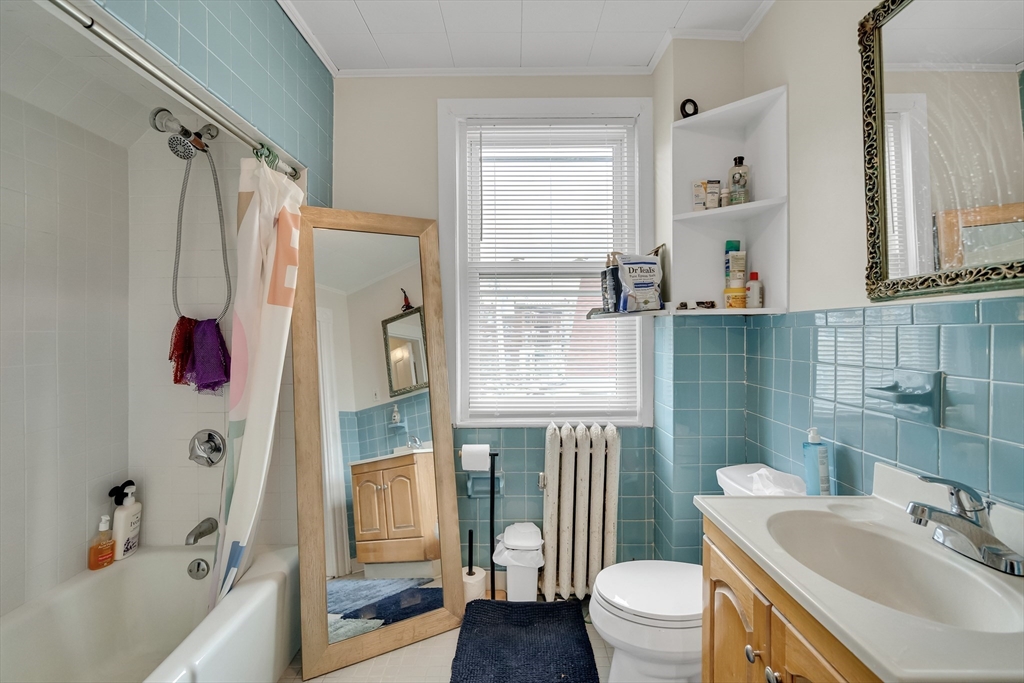 6 bed, 2 bath apartment for rent at 53 Gardner St Unit 2, Allston — photo 14 of 14