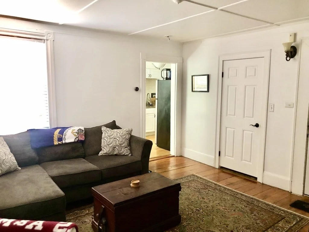 2 bed, 1 bath apartment for rent at 53 Green Unit 1, Charlestown — photo 3 of 13