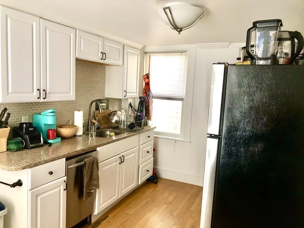 2 bed, 1 bath apartment for rent at 53 Green Unit 1, Charlestown — photo 6 of 13