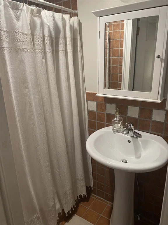 1 bed, 1 bath apartment for rent at 53 Hancock St Unit 2, Beacon Hill — photo 8 of 16