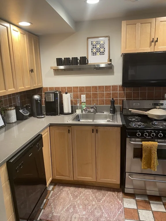 1 bed, 1 bath apartment for rent at 53 Hancock St Unit 2, Beacon Hill — photo 5 of 16