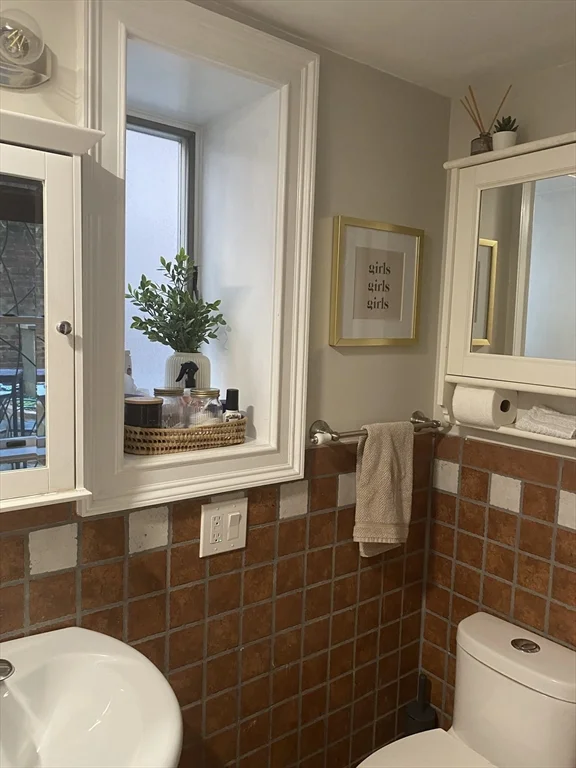 1 bed, 1 bath apartment for rent at 53 Hancock St Unit 2, Beacon Hill — photo 9 of 16
