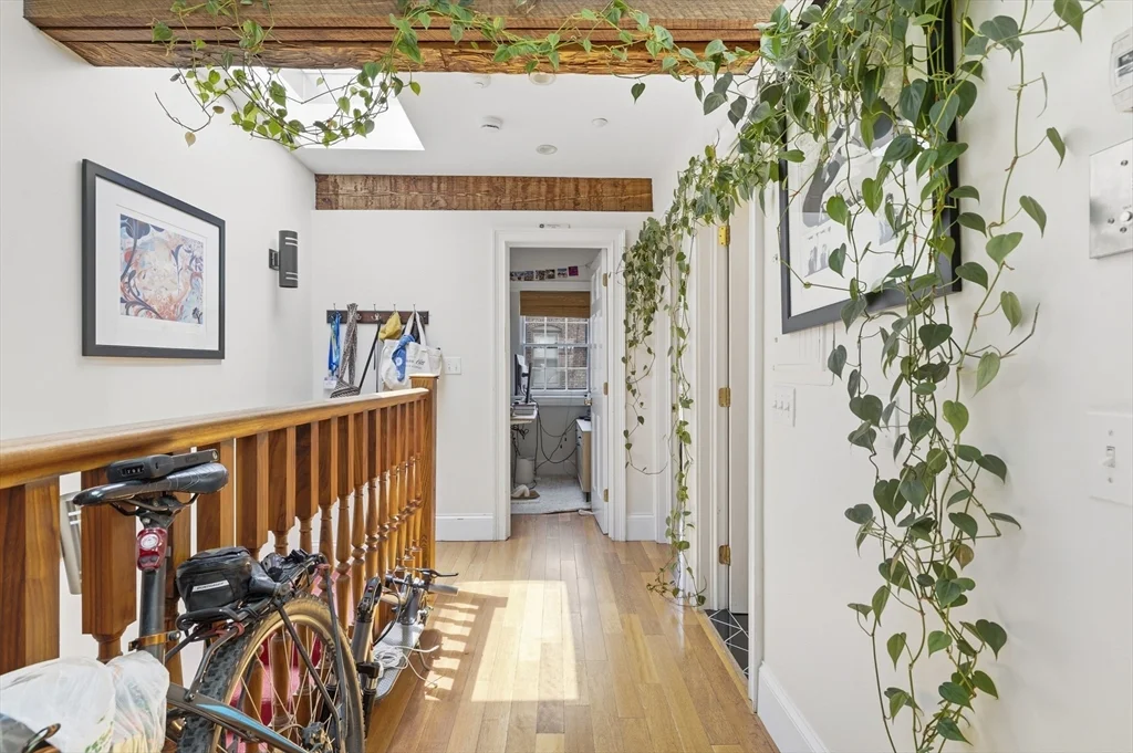 1 bed, 1 bath apartment for rent at 53 Hancock St Unit 9, Beacon Hill — photo 8 of 15