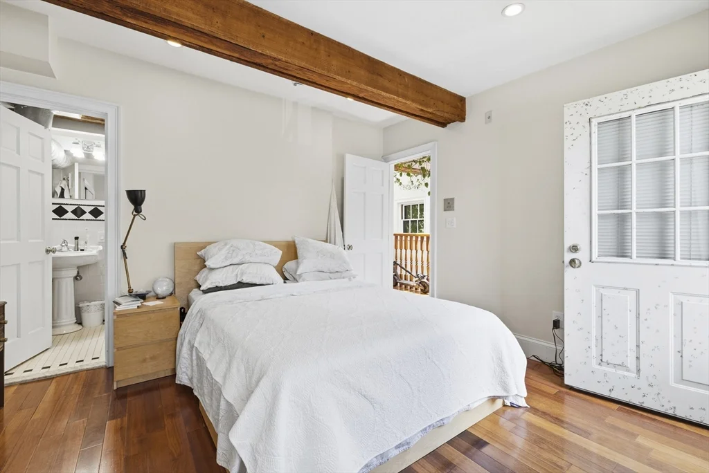 1 bed, 1 bath apartment for rent at 53 Hancock St Unit 9, Beacon Hill — photo 9 of 15
