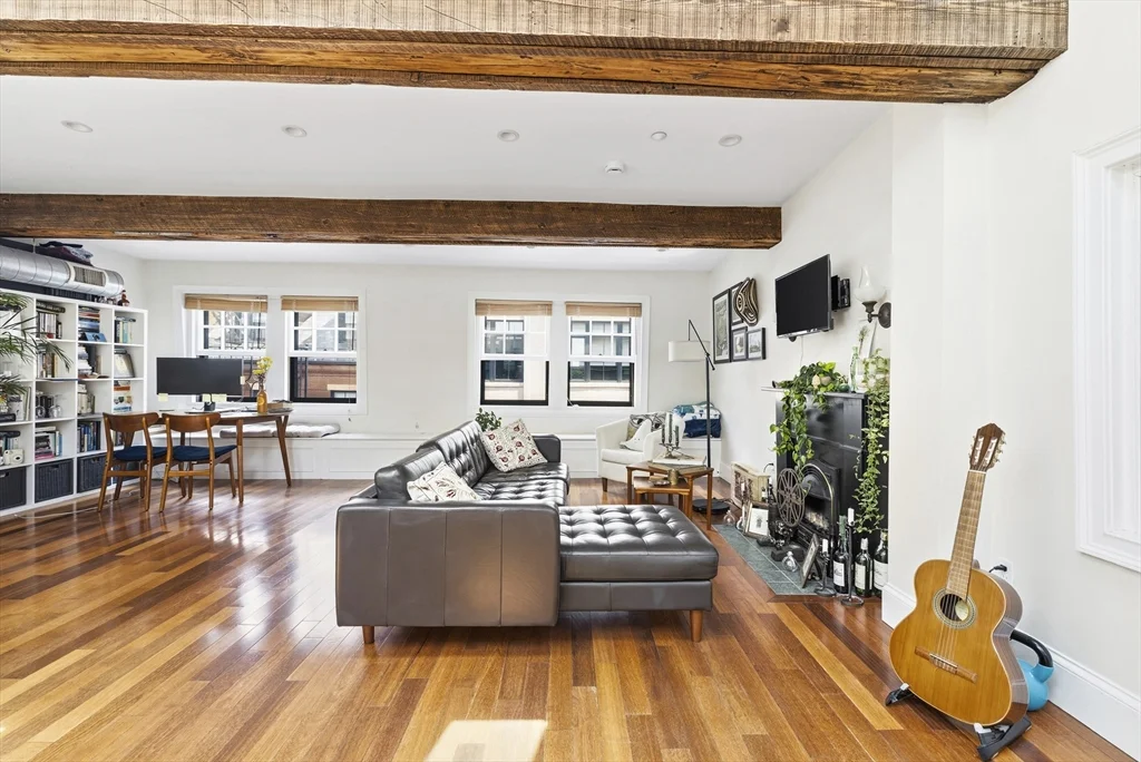 1 bed, 1 bath apartment for rent at 53 Hancock St Unit 9, Beacon Hill