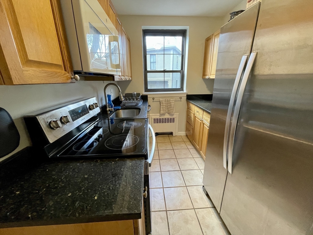 3 bed, 2 bath apartment for rent at 53 Harvard Ave Unit 2, Harvard Avenue — photo 9 of 23