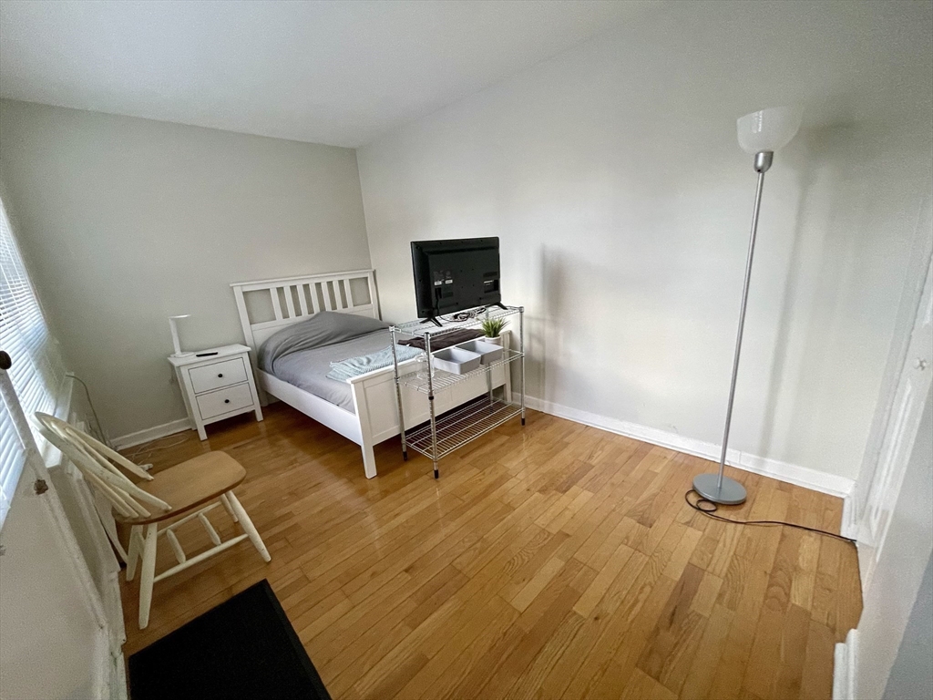 3 bed, 2 bath apartment for rent at 53 Harvard Ave Unit 2, Harvard Avenue — photo 17 of 23