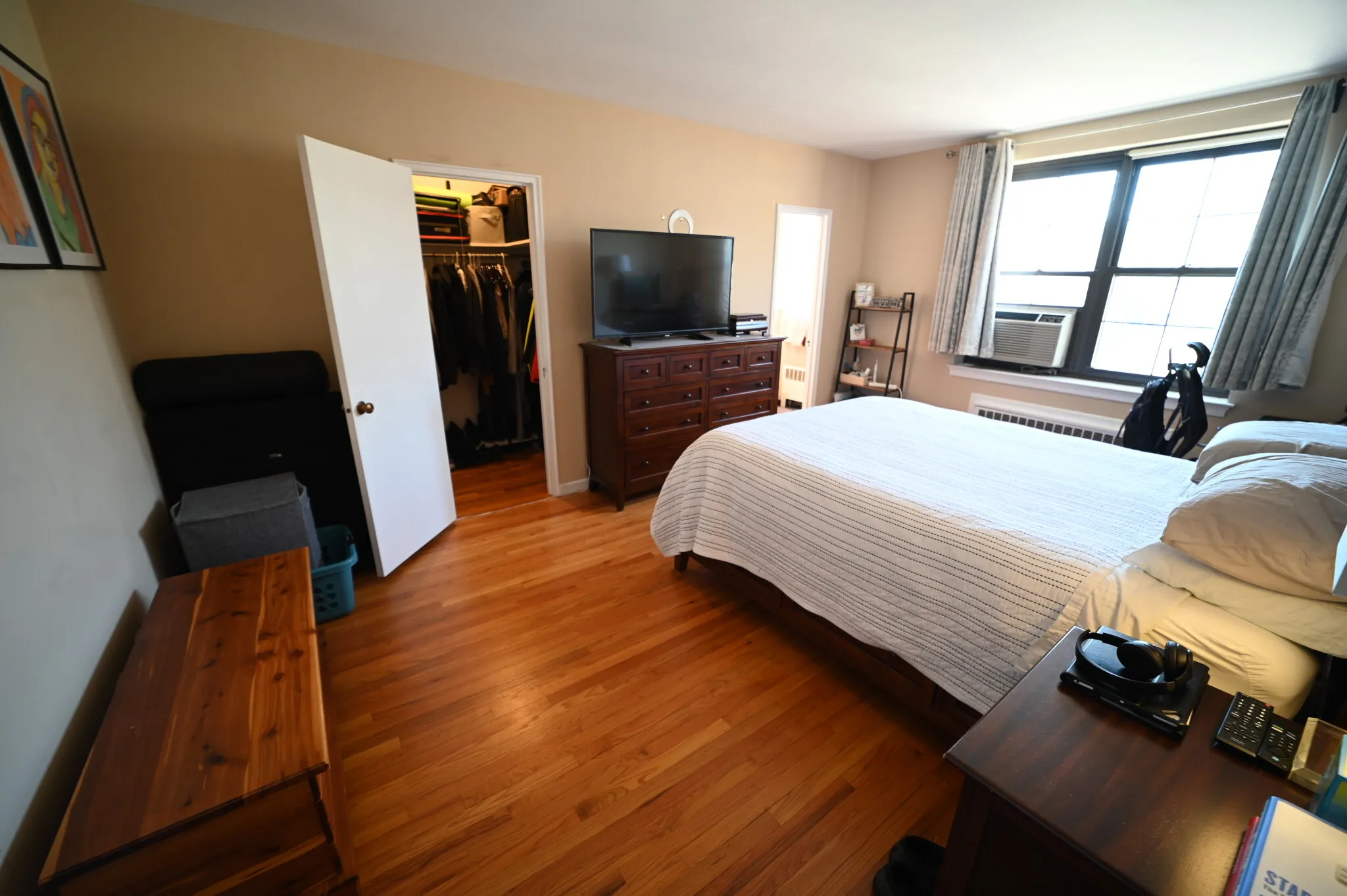 3 bed, 2 bath apartment for rent at 53 Harvard Ave Unit 5, Coolidge Corner — photo 2 of 14