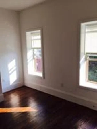 3 bed, 1 bath apartment for rent at 53 Heath St Unit 2, Jamaica Plain — photo 7 of 14